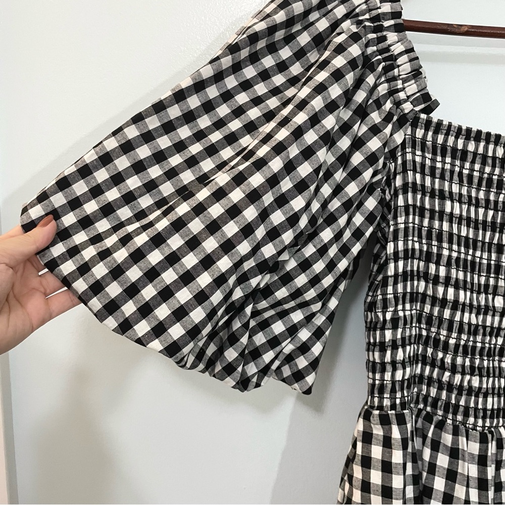 Anthropologie x Self Contrast Puff Sleeve Gingham Black White Smocked Romper XS - Picture 4 of 10